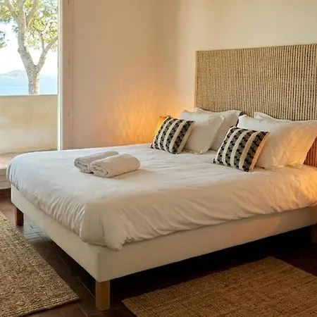 Pins D'azur Vue Mer, Piscine Et Jacuzzi Carqueiranne