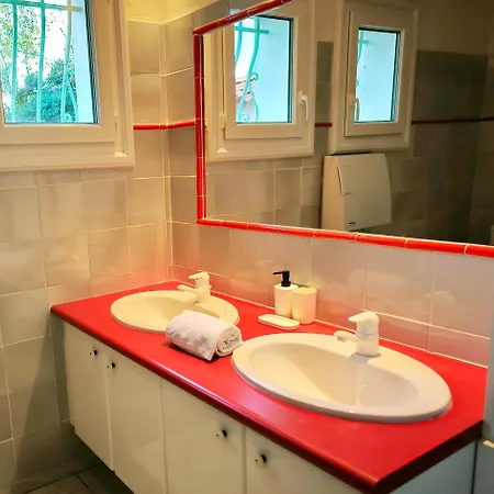 Pins D'azur Vue Mer, Piscine Et Jacuzzi Ferienhaus Carqueiranne