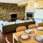 Pins D'azur Vue Mer, Piscine Et Jacuzzi *
