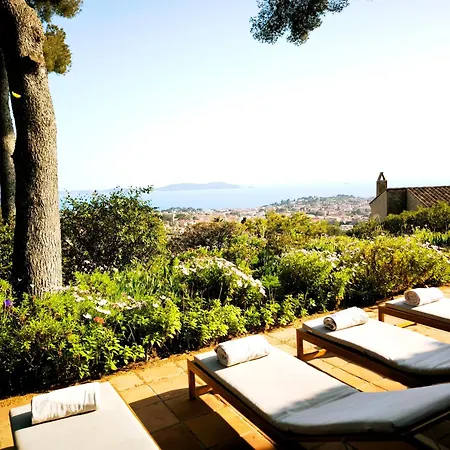 Ferienhaus Pins D'azur Vue Mer, Piscine Et Jacuzzi *