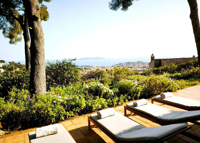 Ferienhaus Pins D'azur Vue Mer, Piscine Et Jacuzzi *